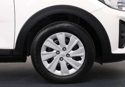 2022 KIA STONIC S