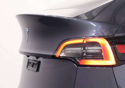 2022 TESLA MODEL Y REAR-WHEEL DRIVE