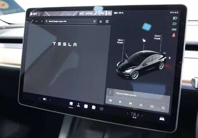 2020 TESLA MODEL 3 STANDARD RANGE RWD