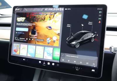 2020 TESLA MODEL 3 STANDARD RANGE RWD