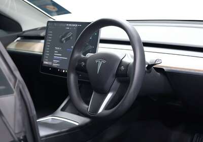 2020 TESLA MODEL 3 STANDARD RANGE RWD
