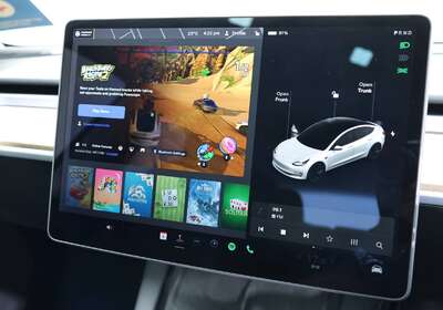 2021 TESLA MODEL 3 STANDARD RANGE PLUS RWD