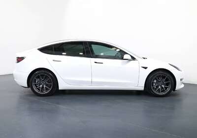 2021 TESLA MODEL 3 STANDARD RANGE PLUS RWD