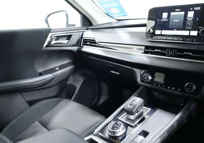 2024 MITSUBISHI OUTLANDER ES 7 SEAT (2WD)