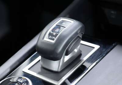 2024 MITSUBISHI OUTLANDER ES 7 SEAT (2WD)