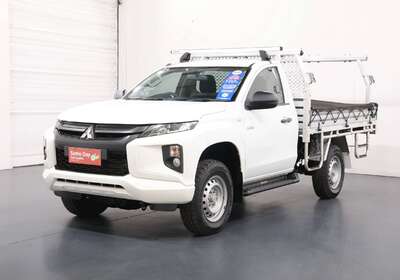 2019 MITSUBISHI TRITON GLX