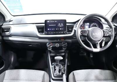 2023 KIA STONIC S