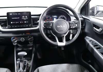 2023 KIA STONIC S