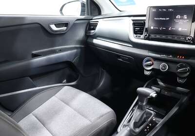 2023 KIA STONIC S