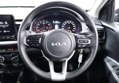 2023 KIA STONIC S