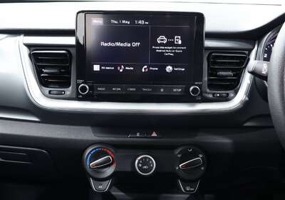 2023 KIA STONIC S