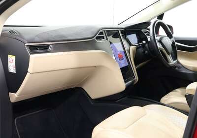 2017 TESLA MODEL X 75D AWD