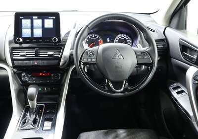 2023 MITSUBISHI ECLIPSE CROSS LS (2WD)