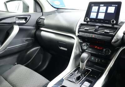 2023 MITSUBISHI ECLIPSE CROSS LS (2WD)