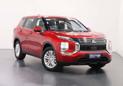 2024 MITSUBISHI OUTLANDER ES 7 SEAT (2WD)