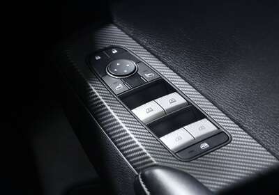 2024 MITSUBISHI OUTLANDER ES 7 SEAT (2WD)
