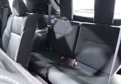 2024 MITSUBISHI OUTLANDER ES 7 SEAT (2WD)
