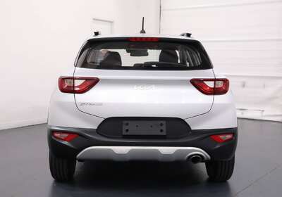 2022 KIA STONIC S