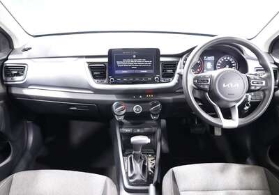 2022 KIA STONIC S