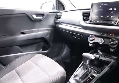 2022 KIA STONIC S