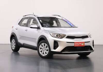 2022 KIA STONIC S