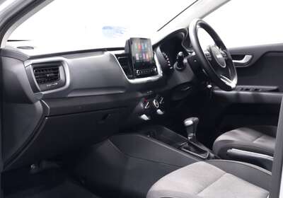 2022 KIA STONIC S