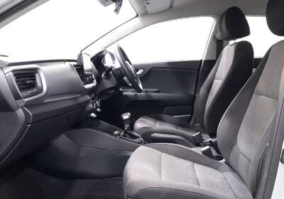 2022 KIA STONIC S