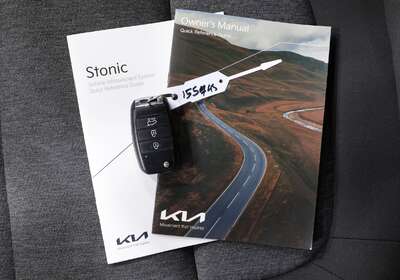 2022 KIA STONIC S