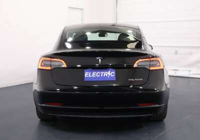 2019 TESLA MODEL 3 PERFORMANCE