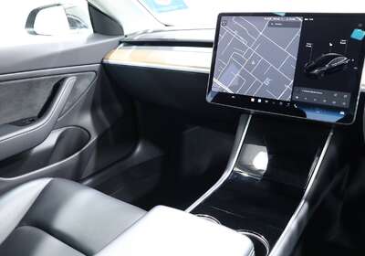 2019 TESLA MODEL 3 PERFORMANCE