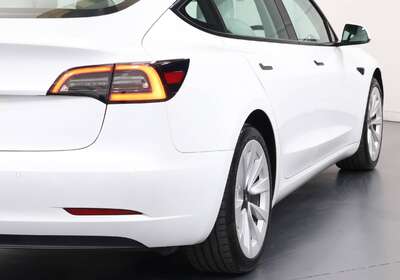2021 TESLA MODEL 3 STANDARD RANGE PLUS RWD