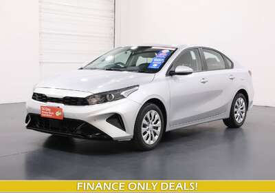 2022 KIA CERATO S