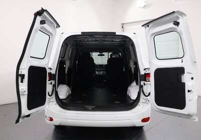 2023 LDV G10+ LIFT DOOR