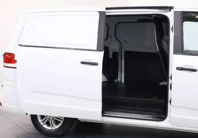 2023 LDV G10+ LIFT DOOR