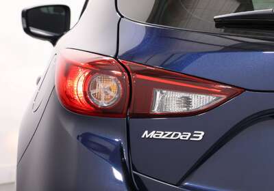 2015 MAZDA MAZDA3 MAXX