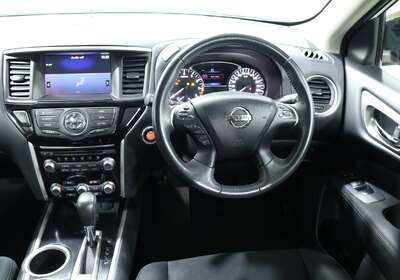 2018 NISSAN PATHFINDER ST (4X2)
