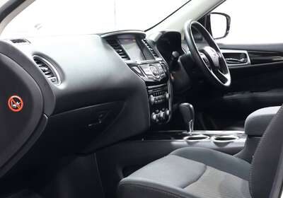 2018 NISSAN PATHFINDER ST (4X2)