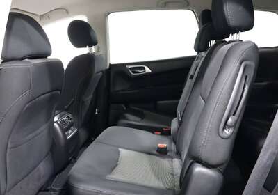 2018 NISSAN PATHFINDER ST (4X2)