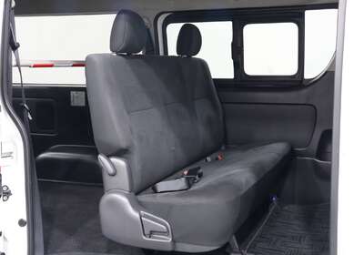 2016 TOYOTA HIACE SUPER GL 4WD  5 SEATS