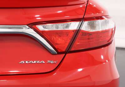 2016 TOYOTA CAMRY ATARA SX
