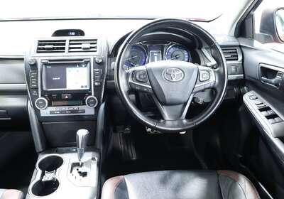 2016 TOYOTA CAMRY ATARA SX