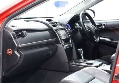 2016 TOYOTA CAMRY ATARA SX