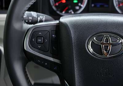 2025 TOYOTA HIACE LWB
