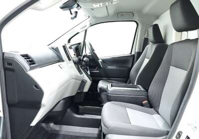 2025 TOYOTA HIACE LWB