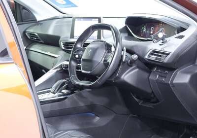 2017 PEUGEOT 3008 ALLURE SUV