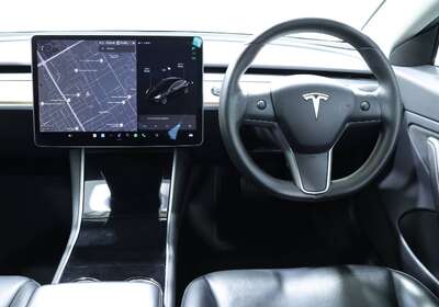2019 TESLA MODEL 3 STANDARD RANGE PLUS