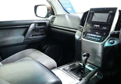 2020 TOYOTA LANDCRUISER LC200 GXL (4X4)