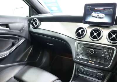 2016 MERCEDES-BENZ GLA 180
