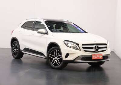 2016 MERCEDES-BENZ GLA 180
