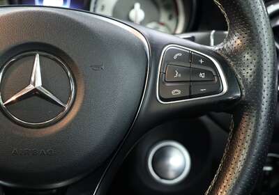 2016 MERCEDES-BENZ GLA 180